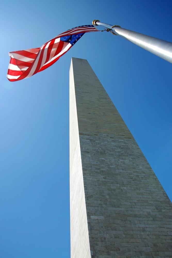 American Inn Of Bethesda Bagian luar foto