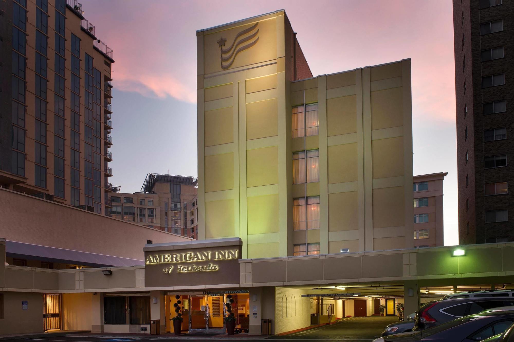 American Inn Of Bethesda Bagian luar foto